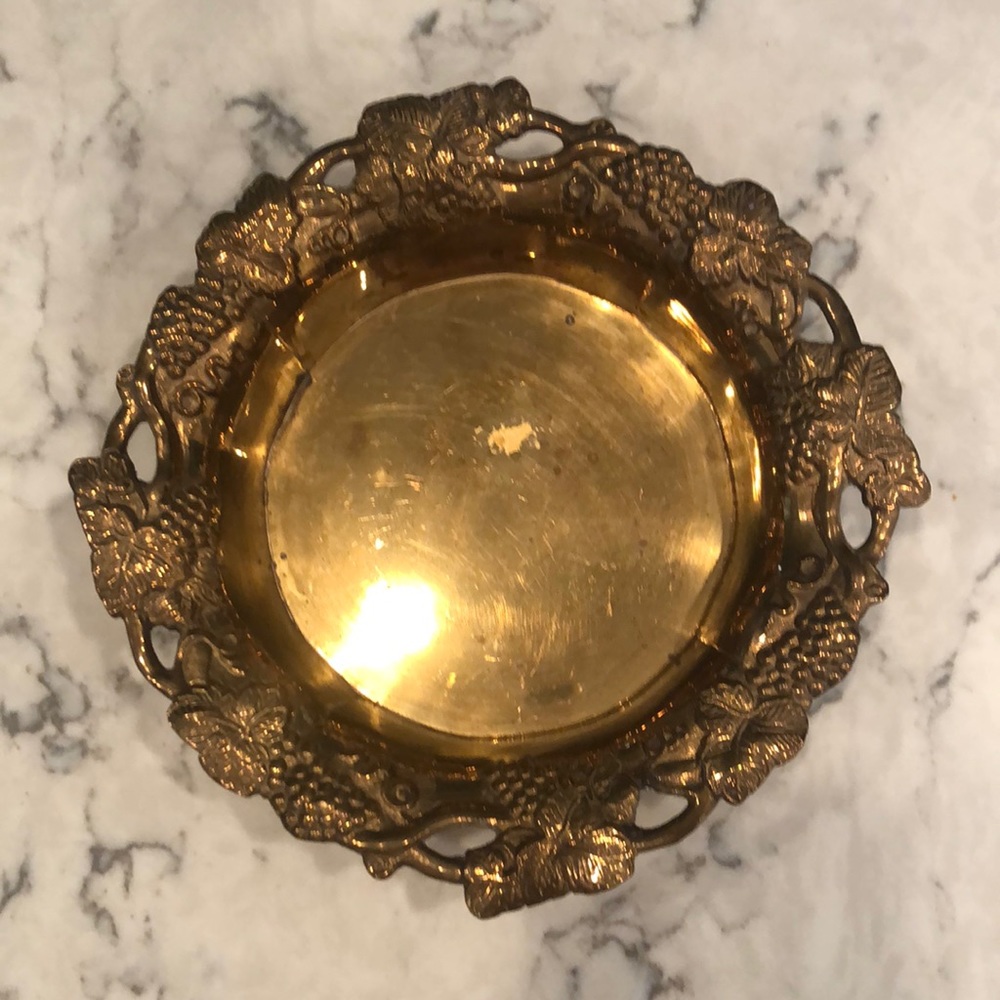 Vintage Brass Wine Coaster Mottahedeh Reproduction Grape Vine